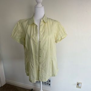 Banana Republic short sleeve yellow button down shirt